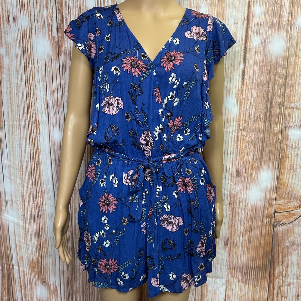 One Clothing Blue Floral Crinkle Romper